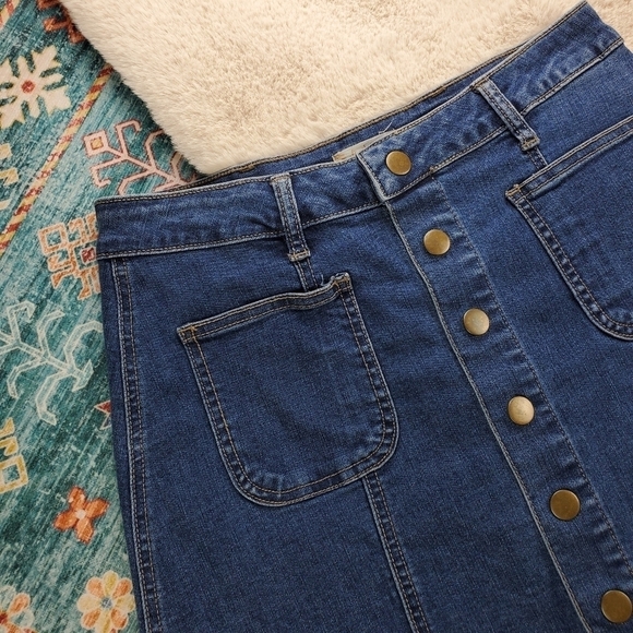Altar’d State Denim Button Skirt Small - Picture 2 of 5